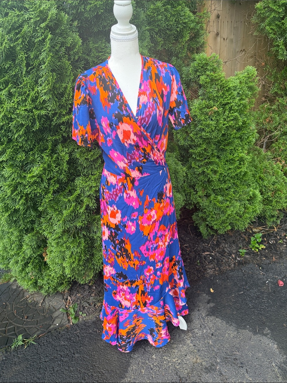 Vibrant Floral Wrap Maxi Dress in Blue and Pink no need to be iron